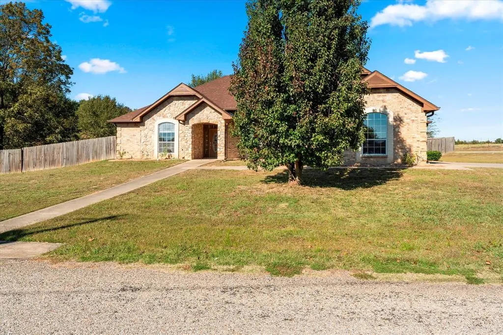 2200 McKeller Rd., Mount Pleasant, TX 75455