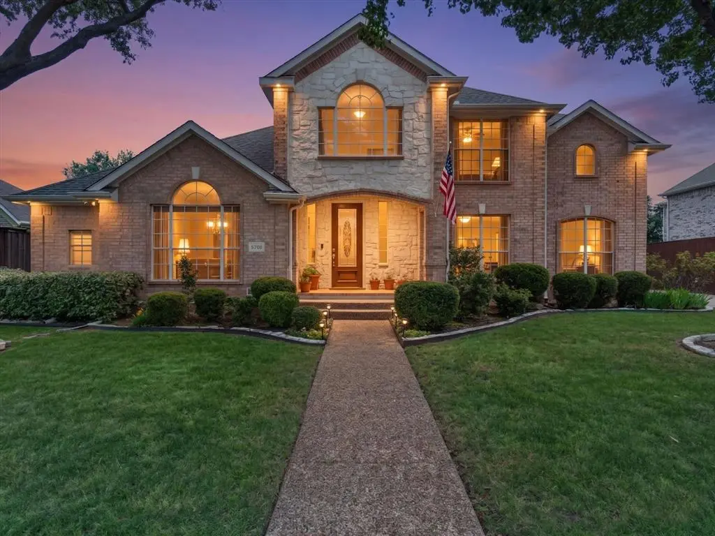 5708 Twain Drive, Flower Mound, TX 75028