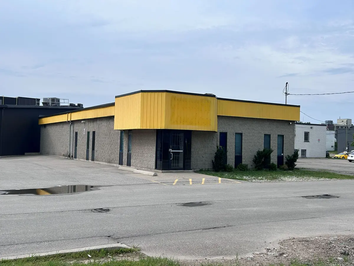 353 Bathurst ST, London East, ON N6B 3K8