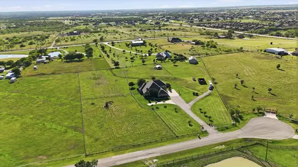 1613 Schober Road, Northlake, TX 76226