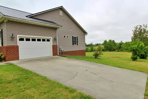 13738 Richmond HWY, Pamplin, VA 23958
