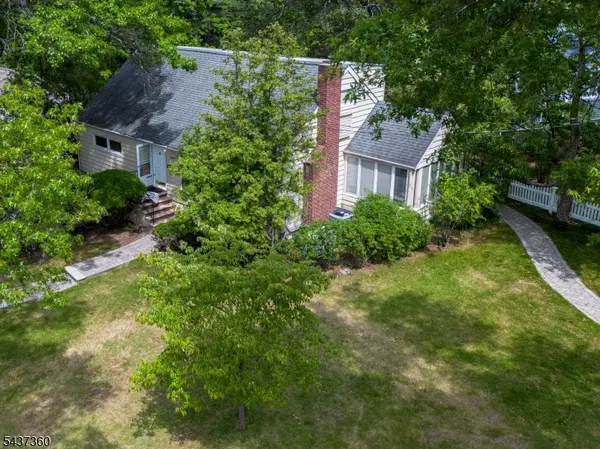 18 Aspen Rd, West Orange Twp., NJ 07052