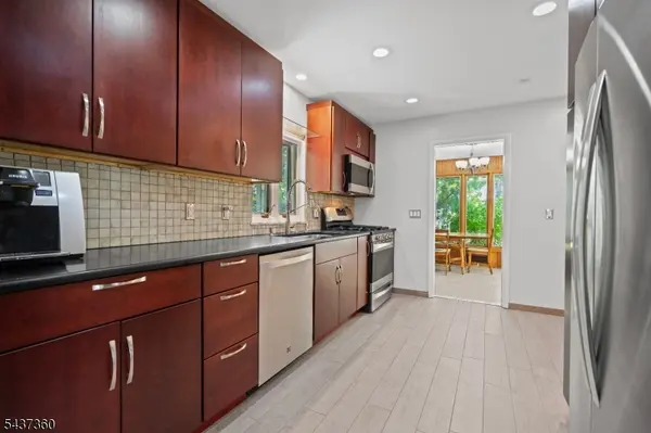 18 Aspen Rd, West Orange Twp., NJ 07052