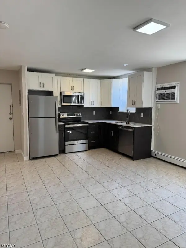 93 Centre St #10C, Nutley Twp., NJ 07110