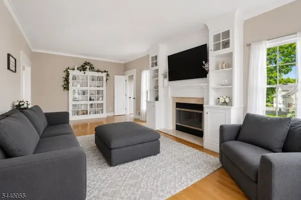 18 Quail Run, Randolph Twp., NJ 07869