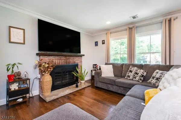 950 E Walnut Dr, Stillwater Twp., NJ 07860