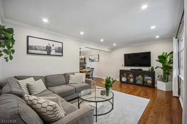 23 Andover Pl, Bloomfield Twp., NJ 07003