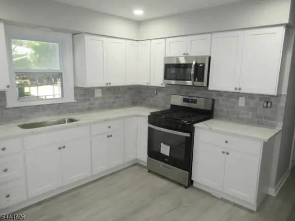 44 Grant St #A, Dover Town, NJ 07801