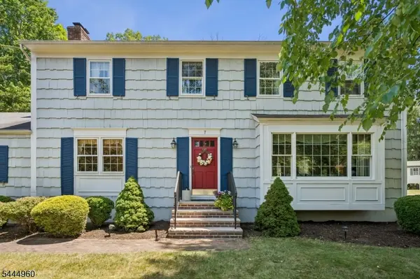 7 Timber Dr, North Caldwell Boro, NJ 07006
