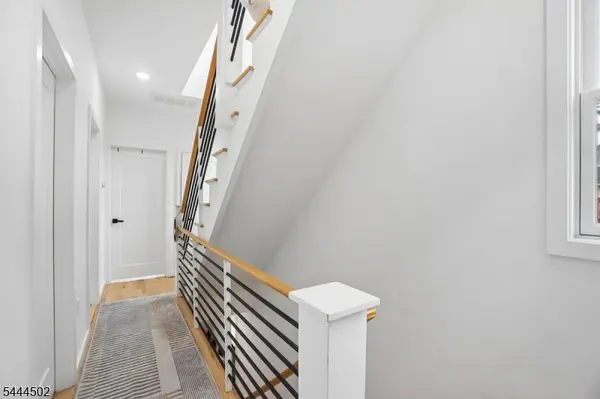 15 Wheeler St Unit B #B, Montclair Twp., NJ 07042