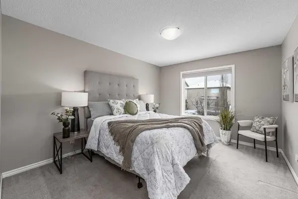 18 Tuscany Summit GN NW, Calgary, AB T3L 0B8