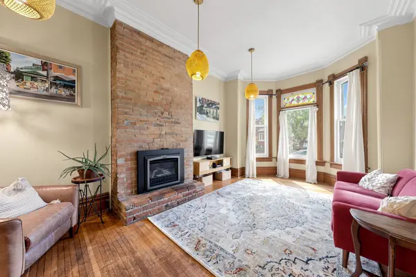 58 Nassau ST, Toronto C01, ON M5T 1M2