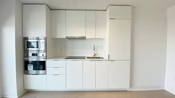 955 Bay ST E #3904, Toronto C01, ON M5S 2A2
