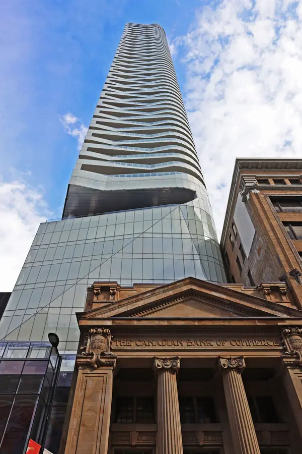 197 Yonge ST #3009, Toronto C08, ON M5B 0C1