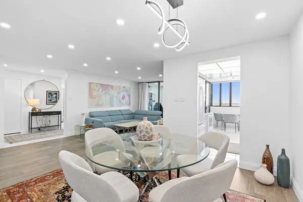 133 Torresdale AVE #1005, Toronto C07, ON M2R 3T2