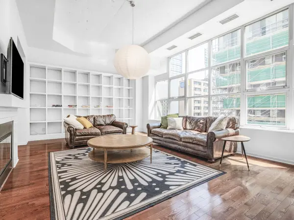 155 Dalhousie ST #523, Toronto C08, ON M5B 2P7