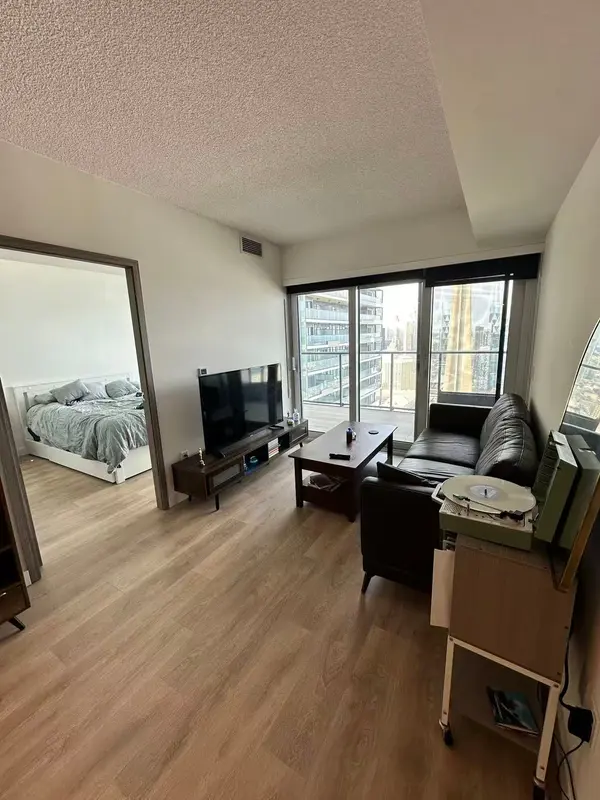 3 Concord Cityplace WAY #5208, Toronto C01, ON M5V 0X4
