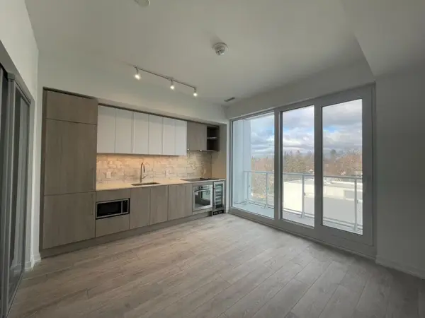 2020 Bathurst ST #617, Toronto C03, ON M5P 0A6