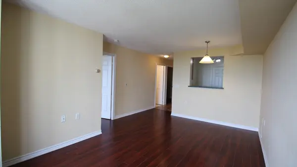 2627 McCowan RD #1608, Toronto E07, ON M1S 5T1