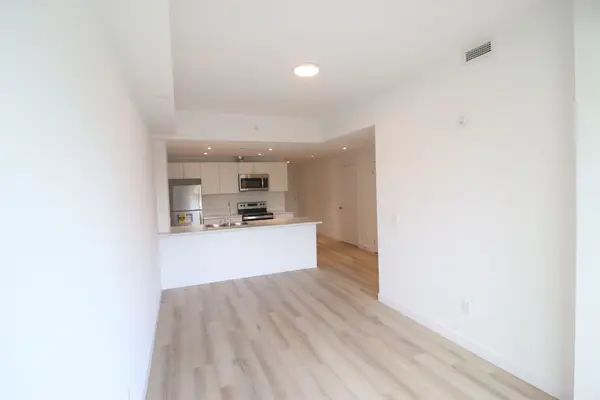 2382 Kingston RD #206, Toronto E06, ON M1N 0C5