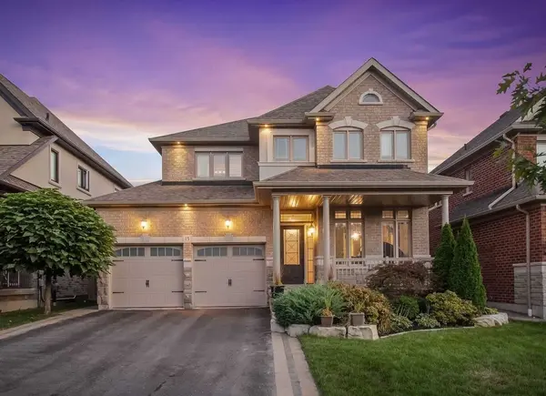 15 BIRCH PARK DR, Whitby, ON L1R 3P2