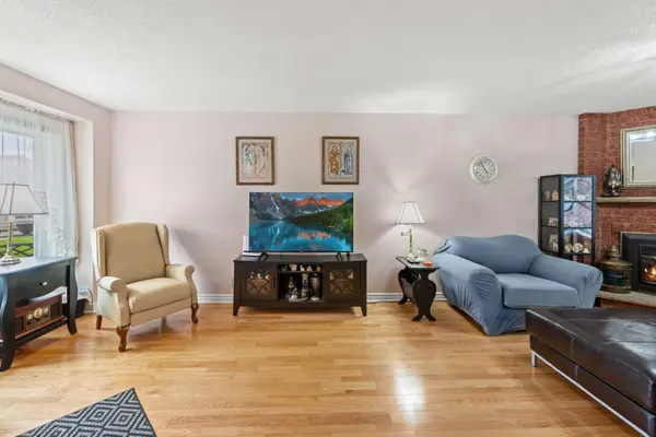78 Annamaria DR, Georgina, ON L4P 3R8