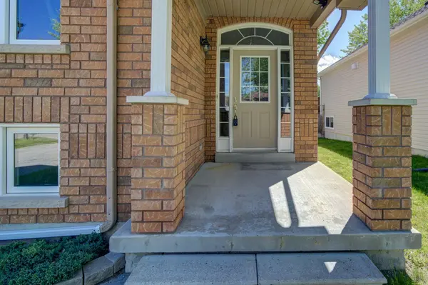 65 Rose Valley WAY, Wasaga Beach, ON L9Z 3C4