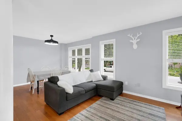 52 Harbour CRES, Wasaga Beach, ON L9Z 1G5