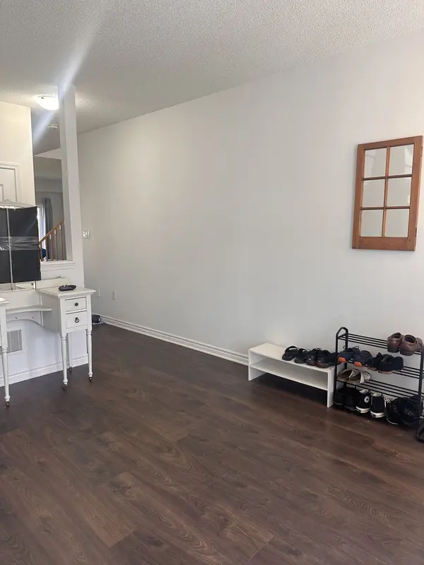 9 Catamaran DR, Wasaga Beach, ON L9Z 0J2