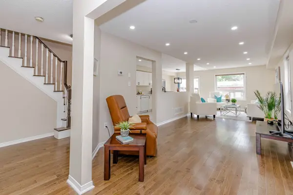 35 Prince CRES, Brampton, ON L7A 2C8