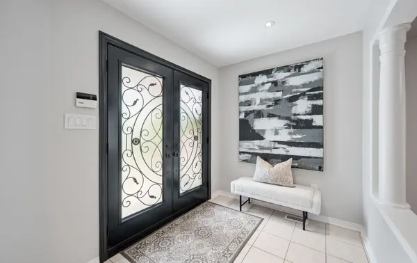 214 Waterbury ST, Caledon, ON L7E 2H9