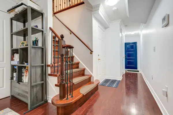 17 Rock Haven LN, Brampton, ON L6X 0H2