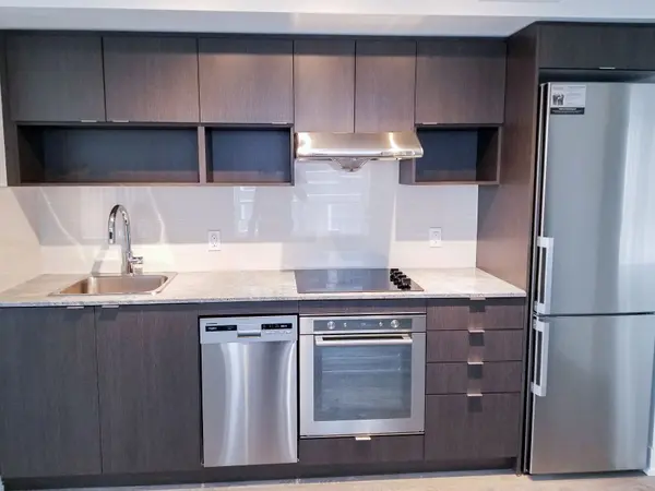 7 Mabelle AVE #602, Toronto W08, ON M5T 0C9