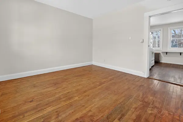 211 Lincoln ST, Welland, ON L3B 4M8