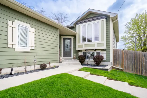 136 Maple LN, Tillsonburg, ON N4G 2Y9