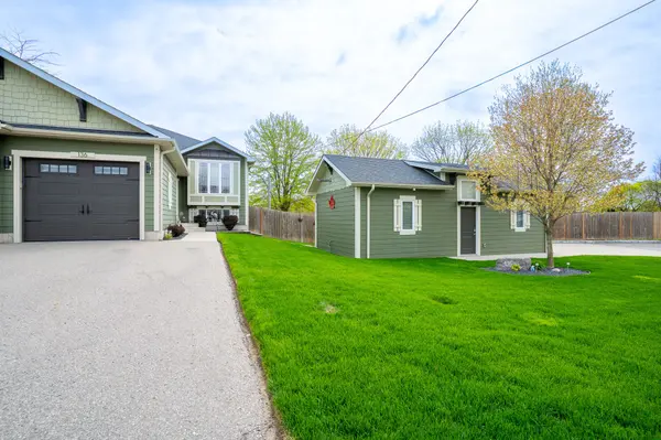 136 Maple LN, Tillsonburg, ON N4G 2Y9