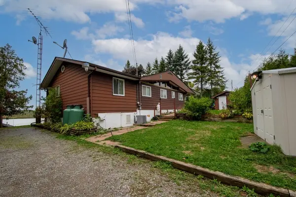 275 Muskie Mile LN, Trent Hills, ON K0L 1Z0