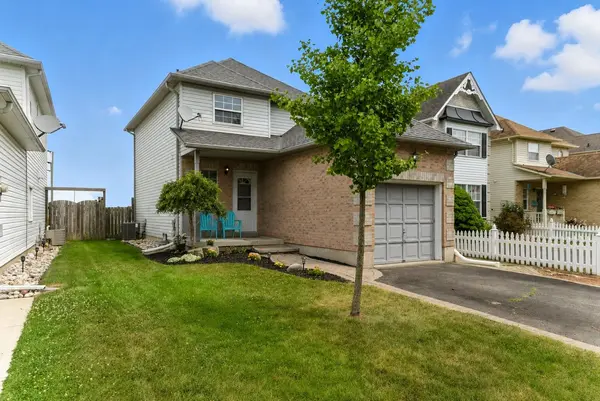 37 Hilltop DR, North Dumfries, ON N0B 1E0