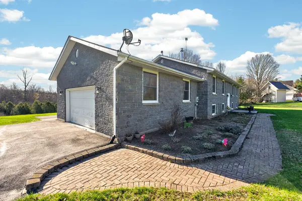 191 Emerson RD, Centre Hastings, ON K0K 2Y0