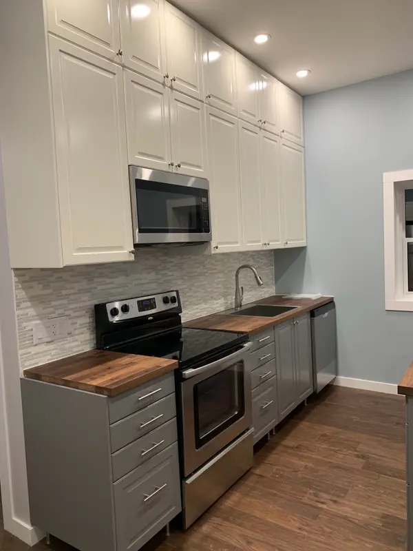 21 Cedar ST, Cambridge, ON N1S 1T8