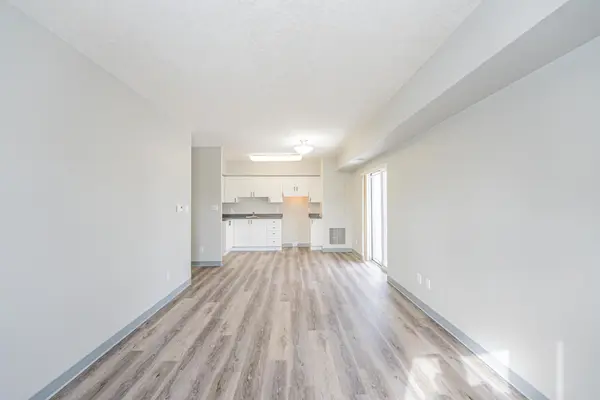 274 Erb ST W #610, Waterloo, ON N2L 1W2