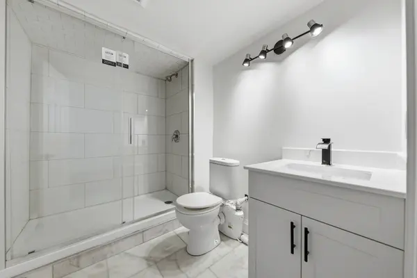 144 Macdonald AVE #Unit C, Belleville, ON K8N 3Y3