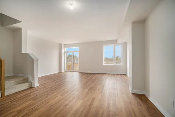 74 Richelieu ST, Russell, ON K0A 1W0