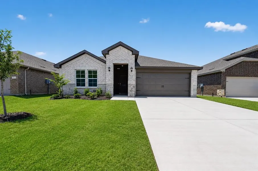 4114 Thistle Drive, Sanger, TX 76266