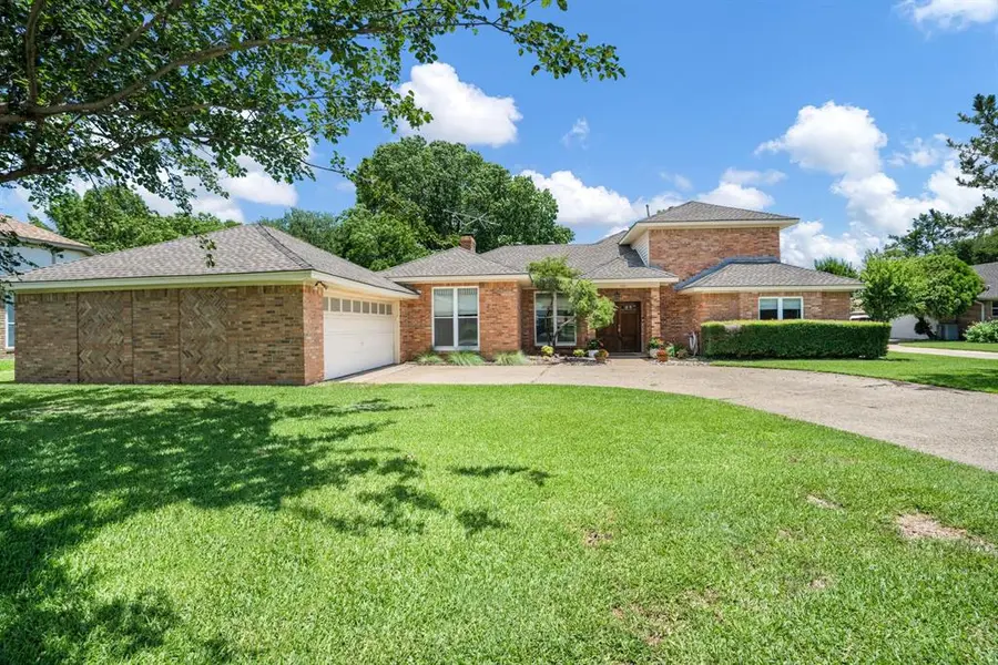 602 Highland Hills Lane, Highland Village, TX 75077