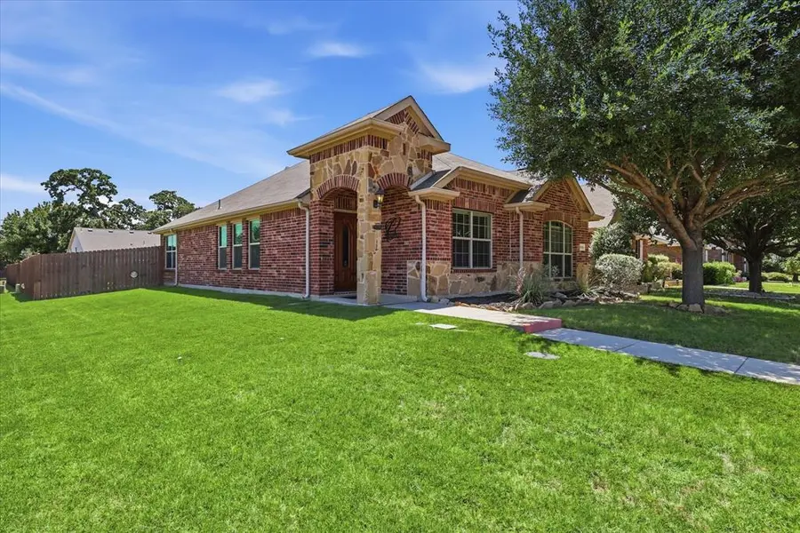 9024 Stewart Street, Cross Roads, TX 76227