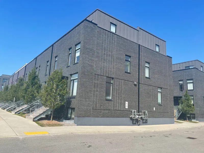 1760 Simcoe ST N #95B, Oshawa, ON L1G 0C3
