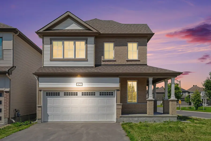425 Aphelion CRES, Barrhaven, ON K2J 6N6