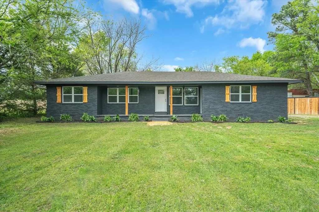 342 VZ County Road 2101, Canton, TX 75103