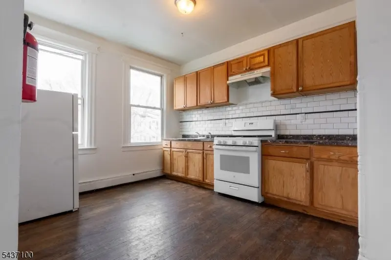 410 Chadwick Ave, Newark City, NJ 07112
